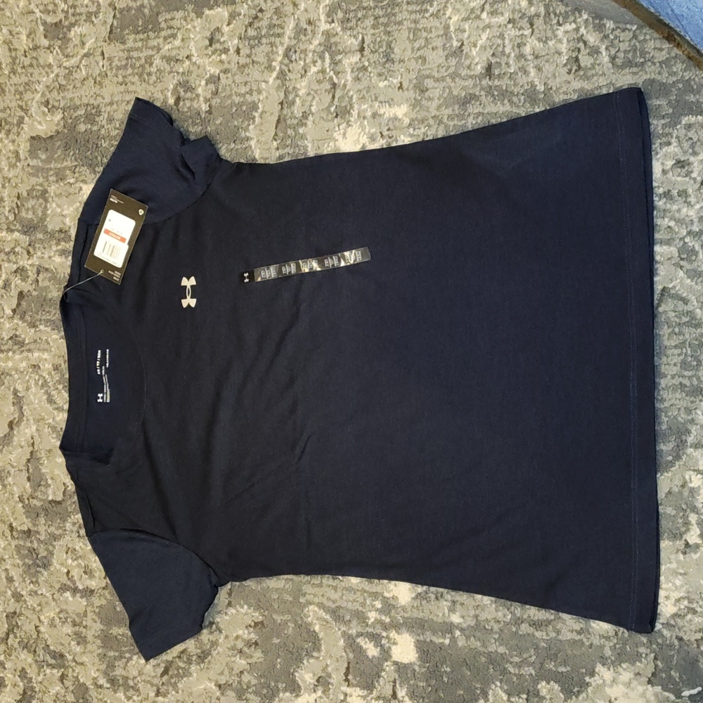 Women Under Armour Heat Gear XS loose T-shirt new with tags